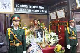 Announcement of the Memorial Service for General Võ Nguyên Giáp