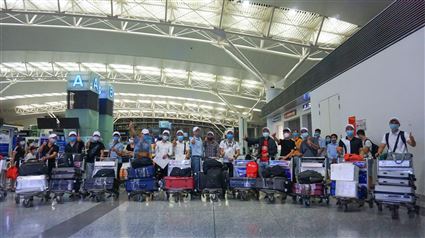 Week 25/2021 – Departure Group of Workers Leaving for Employment in Hungary